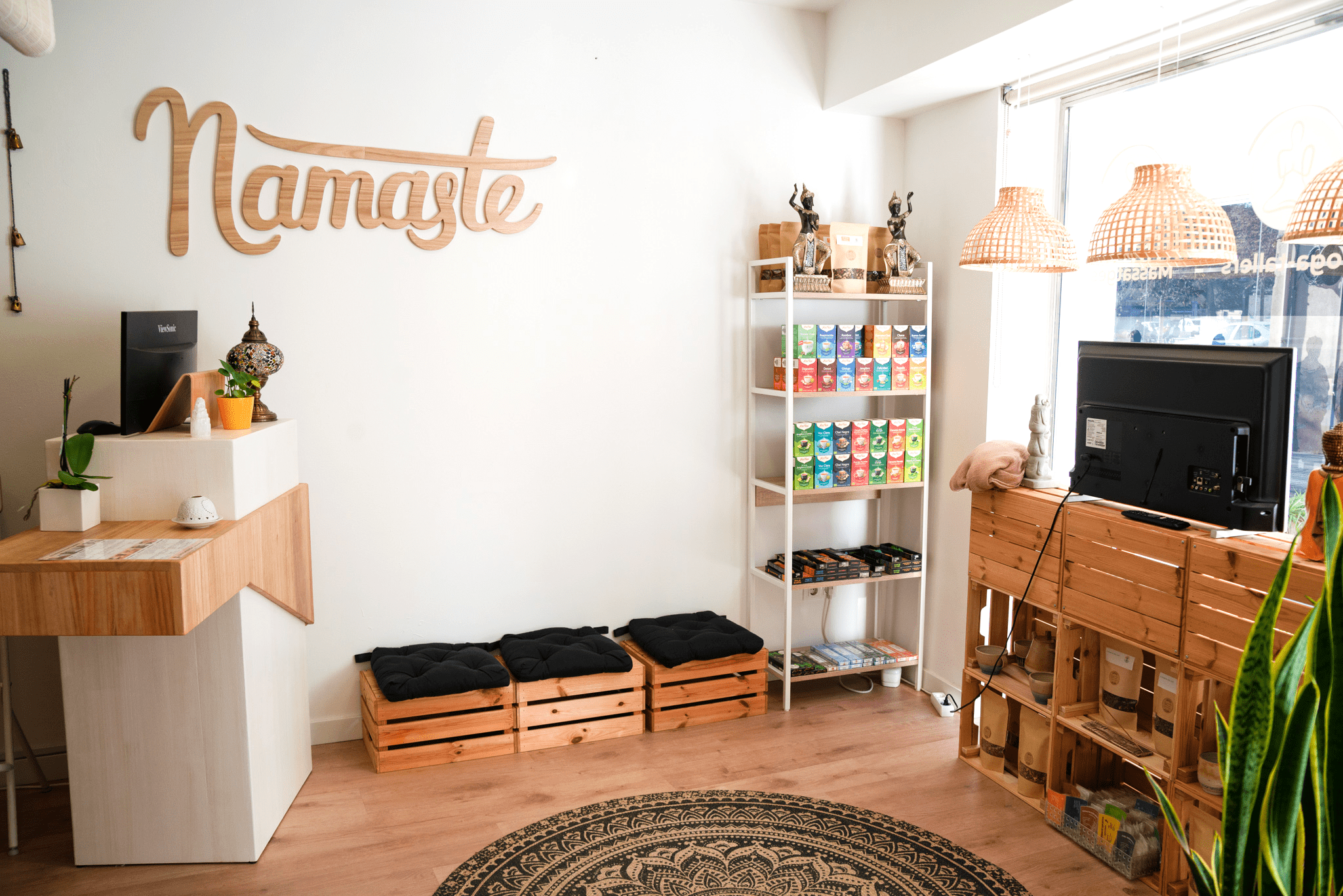 sala (1) Botiga de productes de Medicina Ayurvèdica a Santa Coloma de Farners